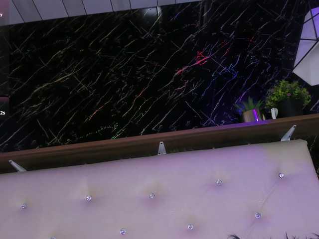 renata-blue's BongaCams show and profile