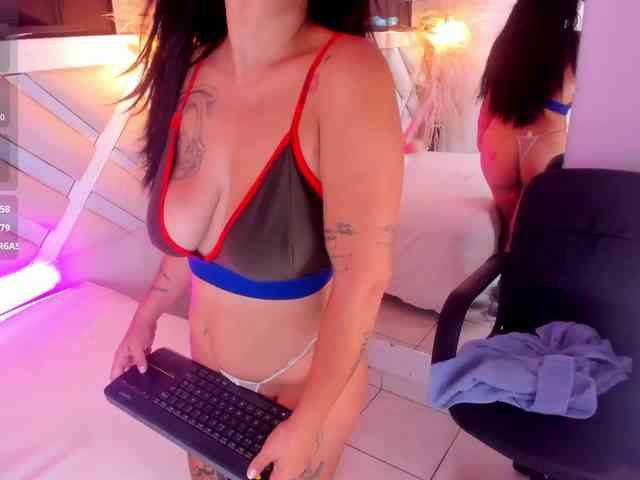 renata-blueric webcam