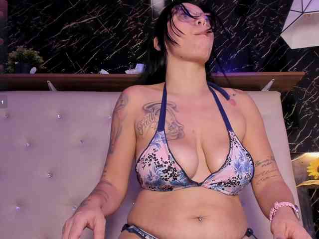 renata-blueric webcam