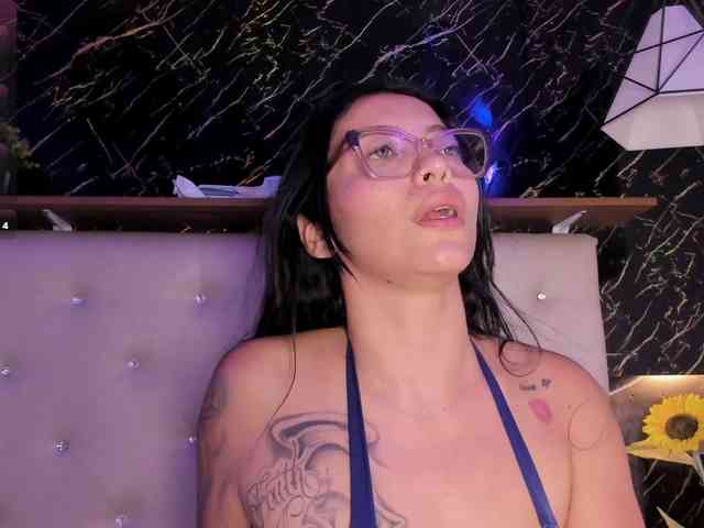 renata-blueric webcam