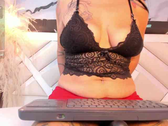 renata-blueric webcam