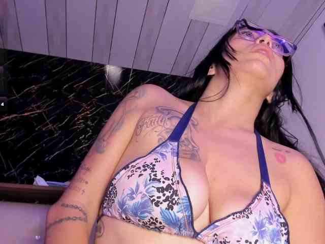 renata-blueric webcam