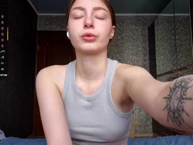 RutheLagerquist's BongaCams show and profile