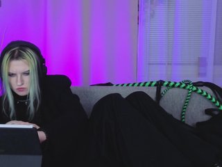 ToxicKittyy Porn Show