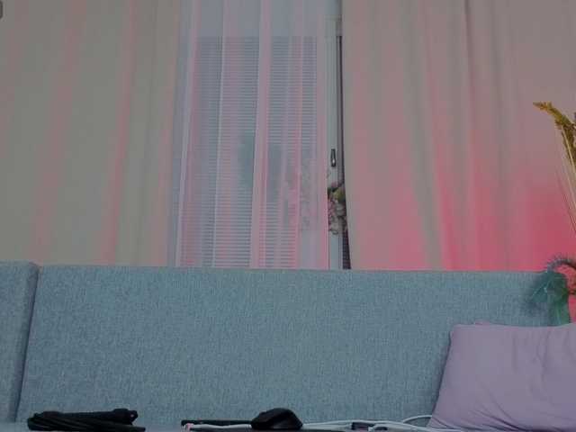 ToxicKittyy's BongaCams show and profile