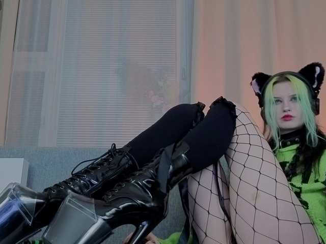 видео ToxicKittyy