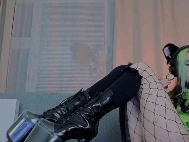 ToxicKittyy ToxicKittyy