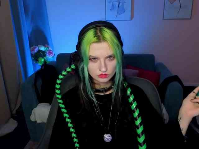 ToxicKittyy webcam