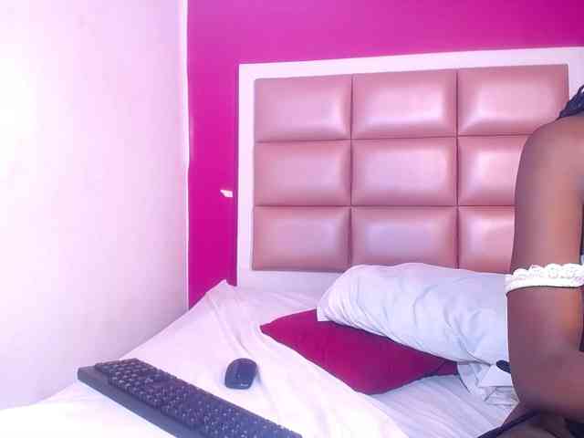 natasha-knoxxx webcam