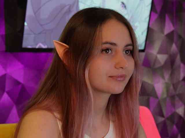 CuteKittyMeow webcam