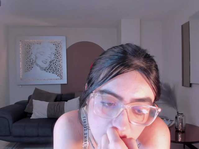 DaliaRose's BongaCams show and profile