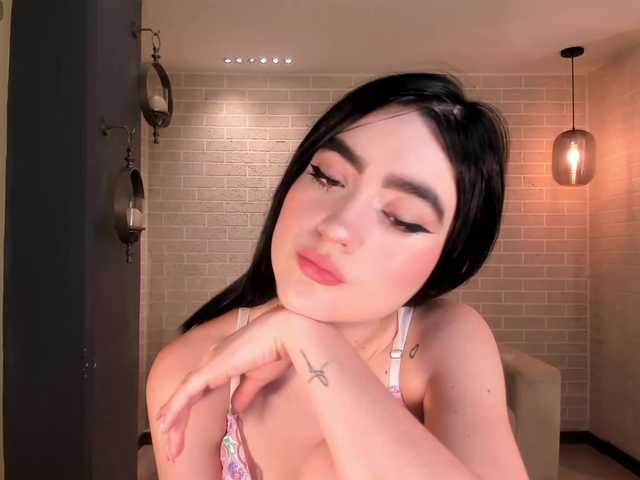 DaliaRose's BongaCams show and profile