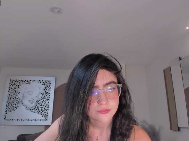 DaliaRose's BongaCams show and profile