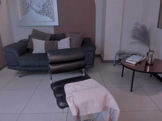 DaliaRose's BongaCams show and profile