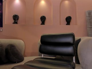 BellaThompson Porn Show