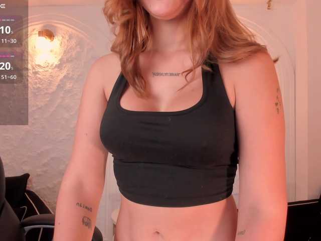 BellaThompson's BongaCams show and profile