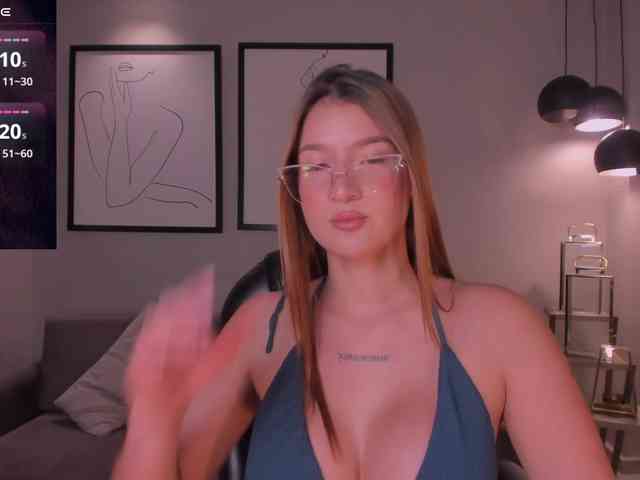 BellaThompson webcam