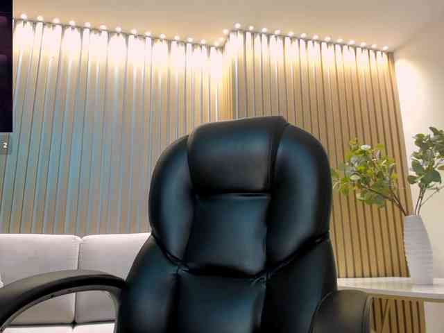 BellaThompson webcam