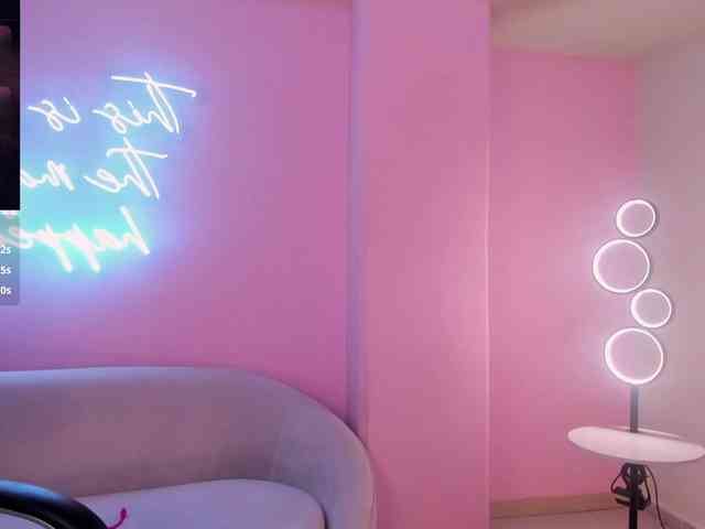 BellaThompson webcam