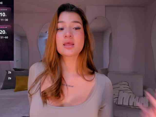 BellaThompson webcam