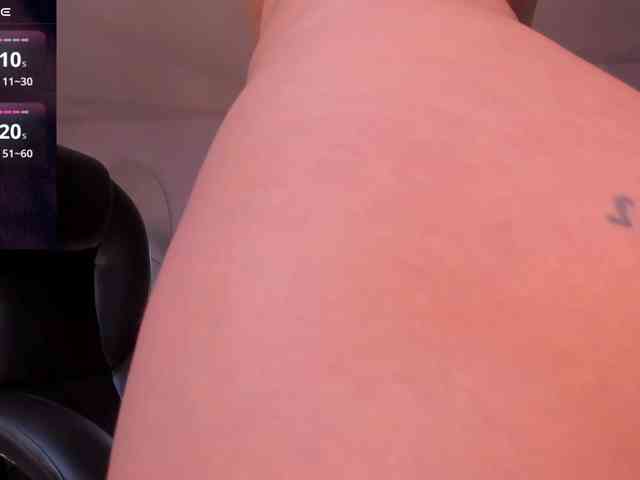 BellaThompson webcam