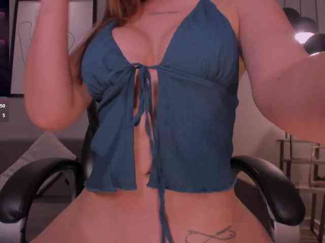 BellaThompson webcam