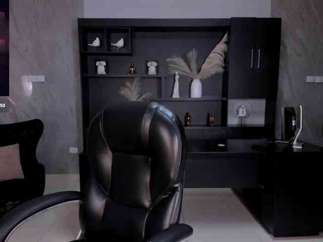 BellaThompson webcam