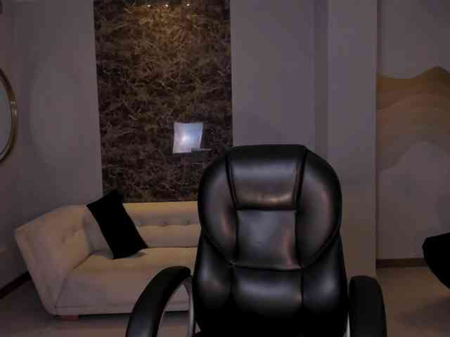 BellaThompson webcam