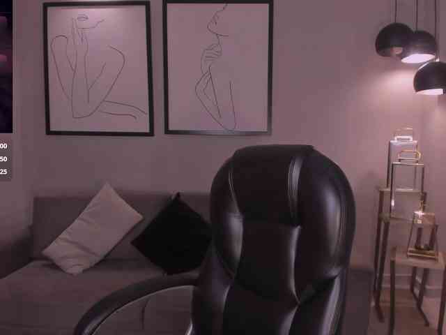 BellaThompson webcam