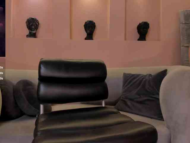 BellaThompson webcam