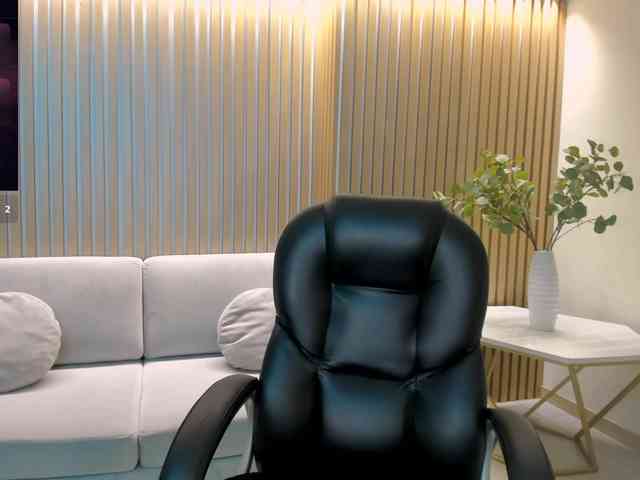 BellaThompson webcam