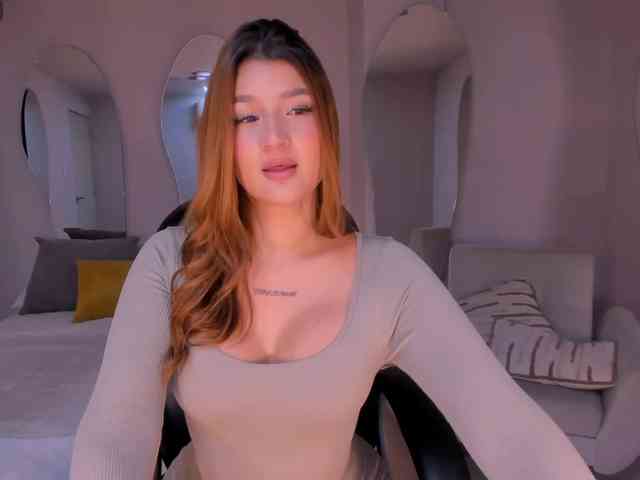 BellaThompson webcam