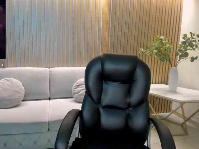 BellaThompson webcam