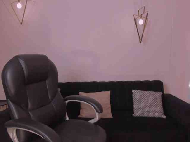 BellaThompson webcam