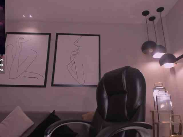 BellaThompson webcam