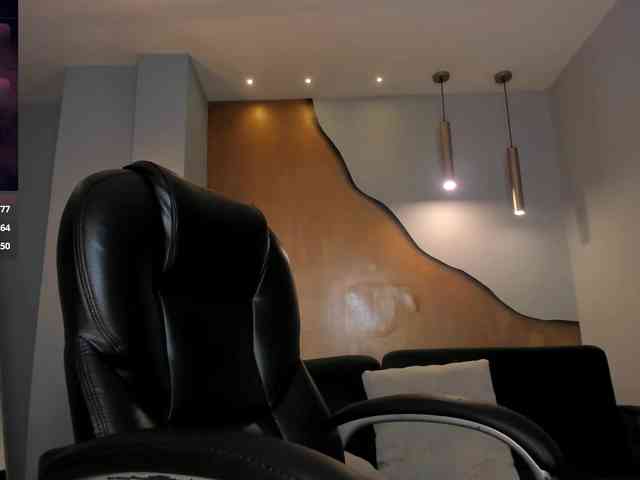 BellaThompson webcam