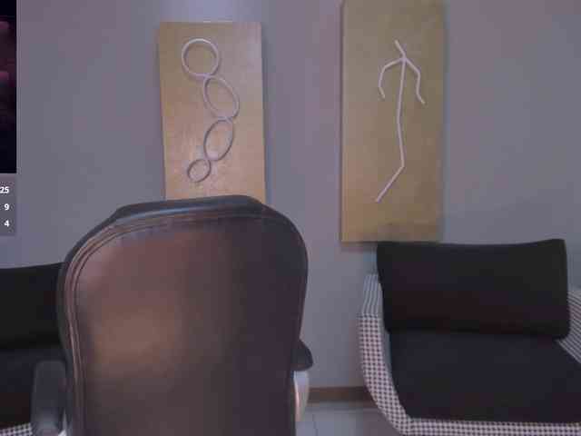 BellaThompson webcam