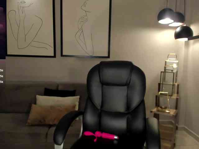 BellaThompson webcam