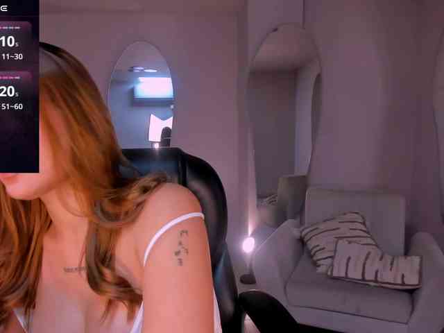 BellaThompson webcam