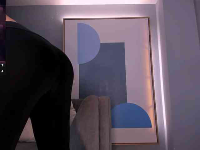 BellaThompson webcam