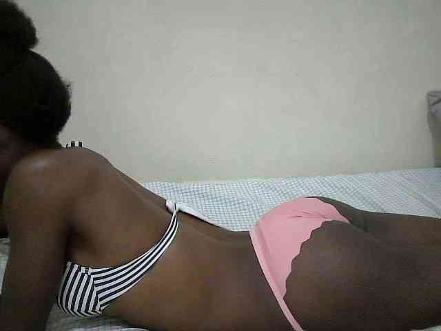 Sweetbaibe webcam