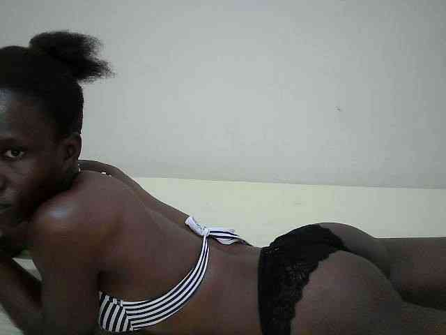 Sweetbaibe webcam