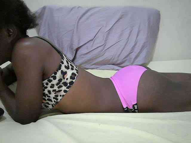 Sweetbaibe webcam