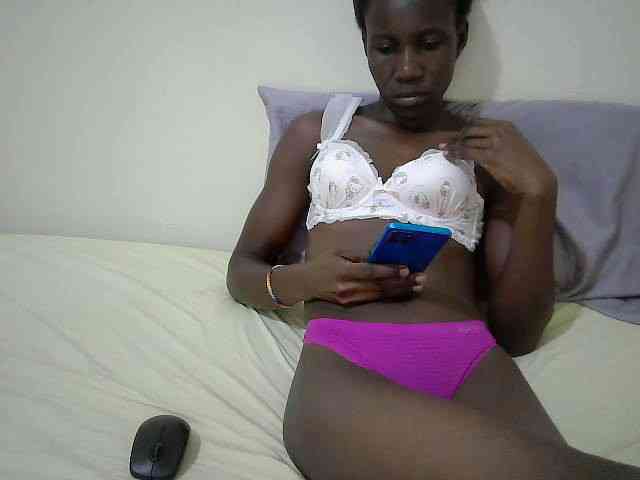 Sweetbaibe webcam
