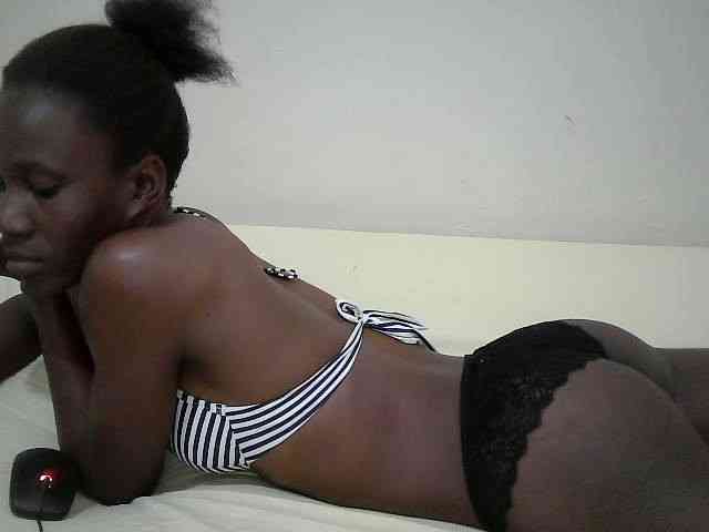 Sweetbaibe webcam