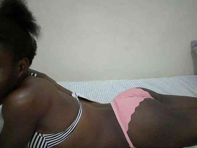 Sweetbaibe webcam