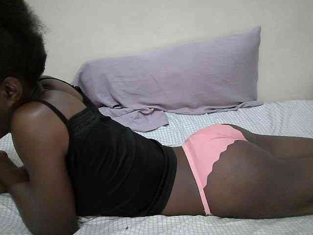Sweetbaibe webcam