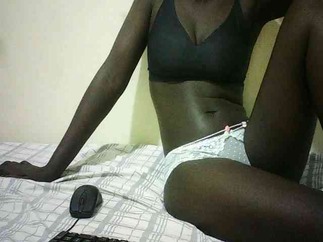 Sweetbaibe webcam