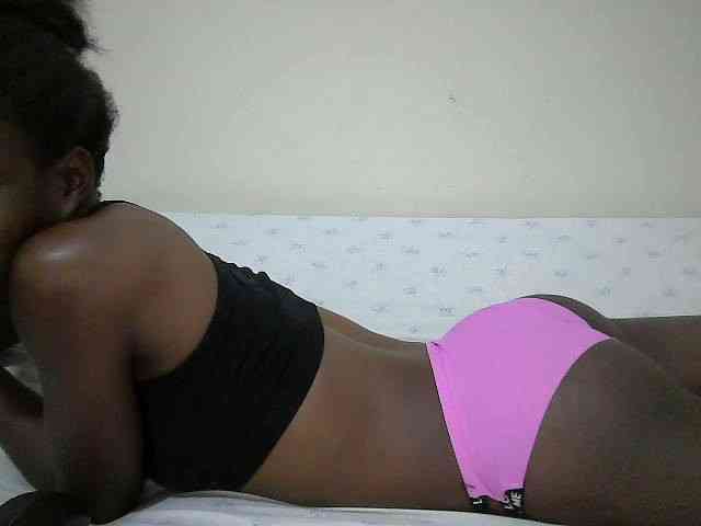 Sweetbaibe webcam