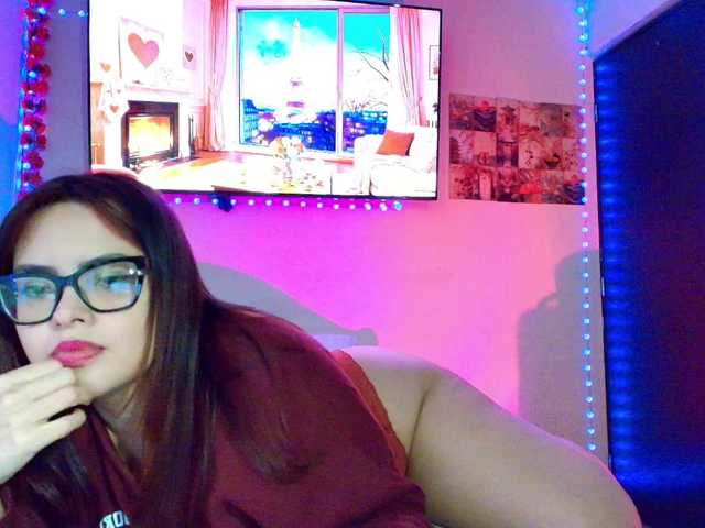 cherryvelvet's BongaCams show and profile